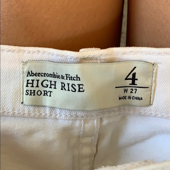 Abercrombie & Fitch white Jean Shorts - Picture 3 of 3